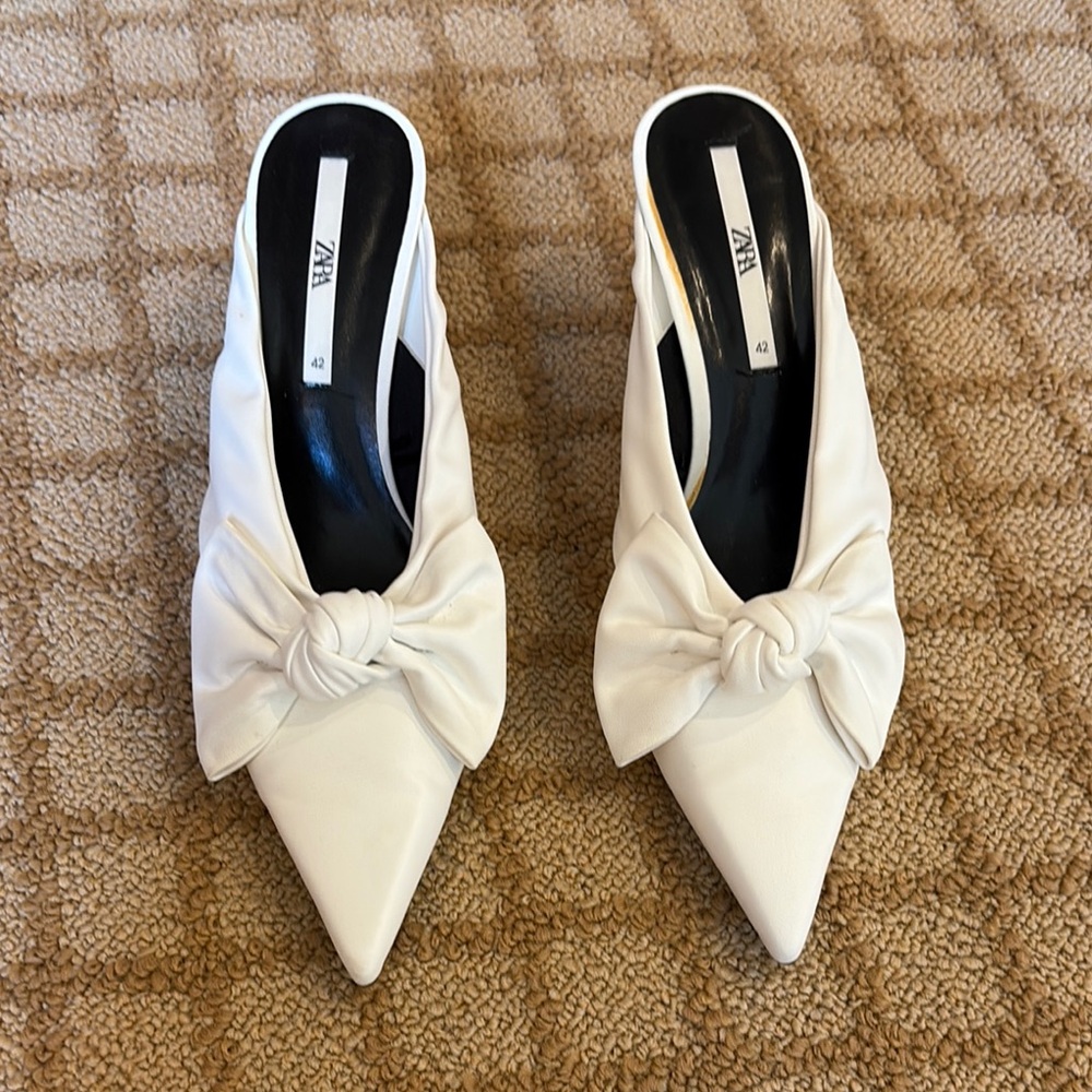 Zara White Bow Detail Mules Size 42